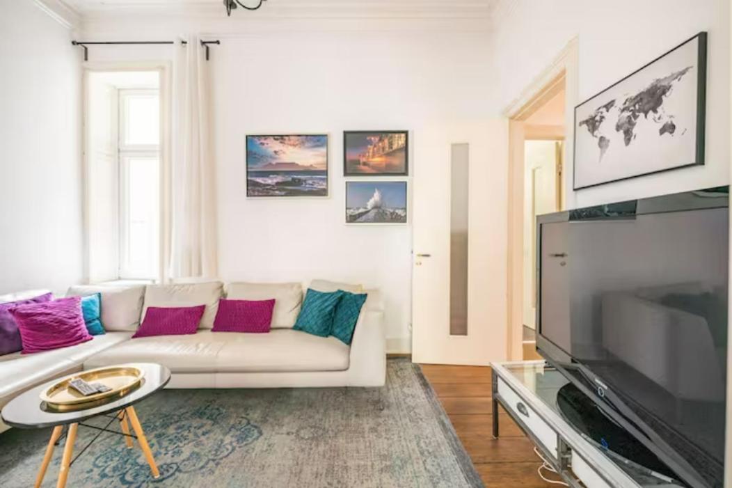 Grosszuegige Altbauwohnung In Bestlage Hamburg Luaran gambar